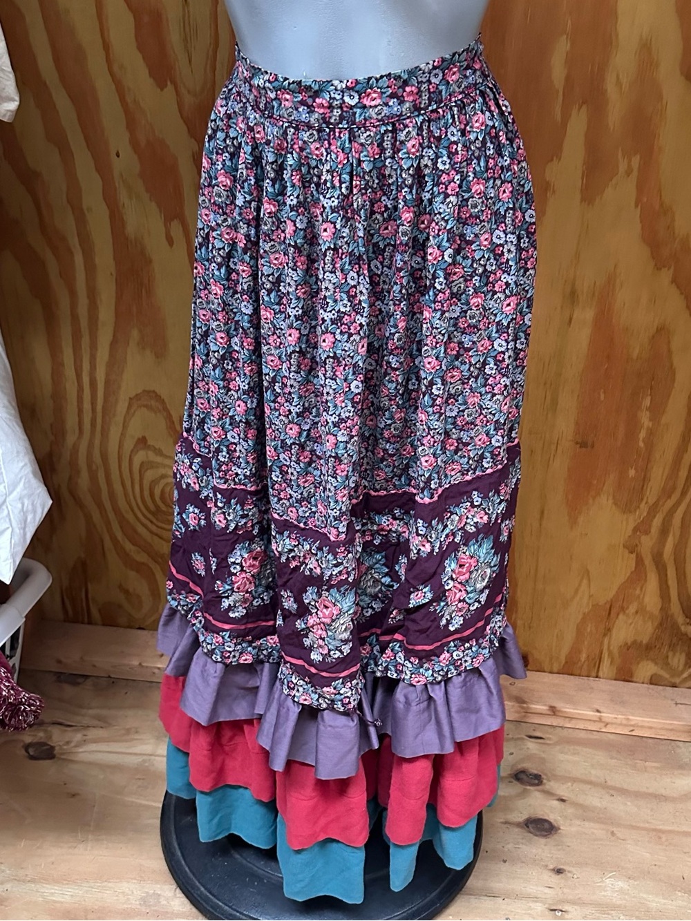 Vintage skirt western ruffles maxi women’s 32” - Picture 4 of 4